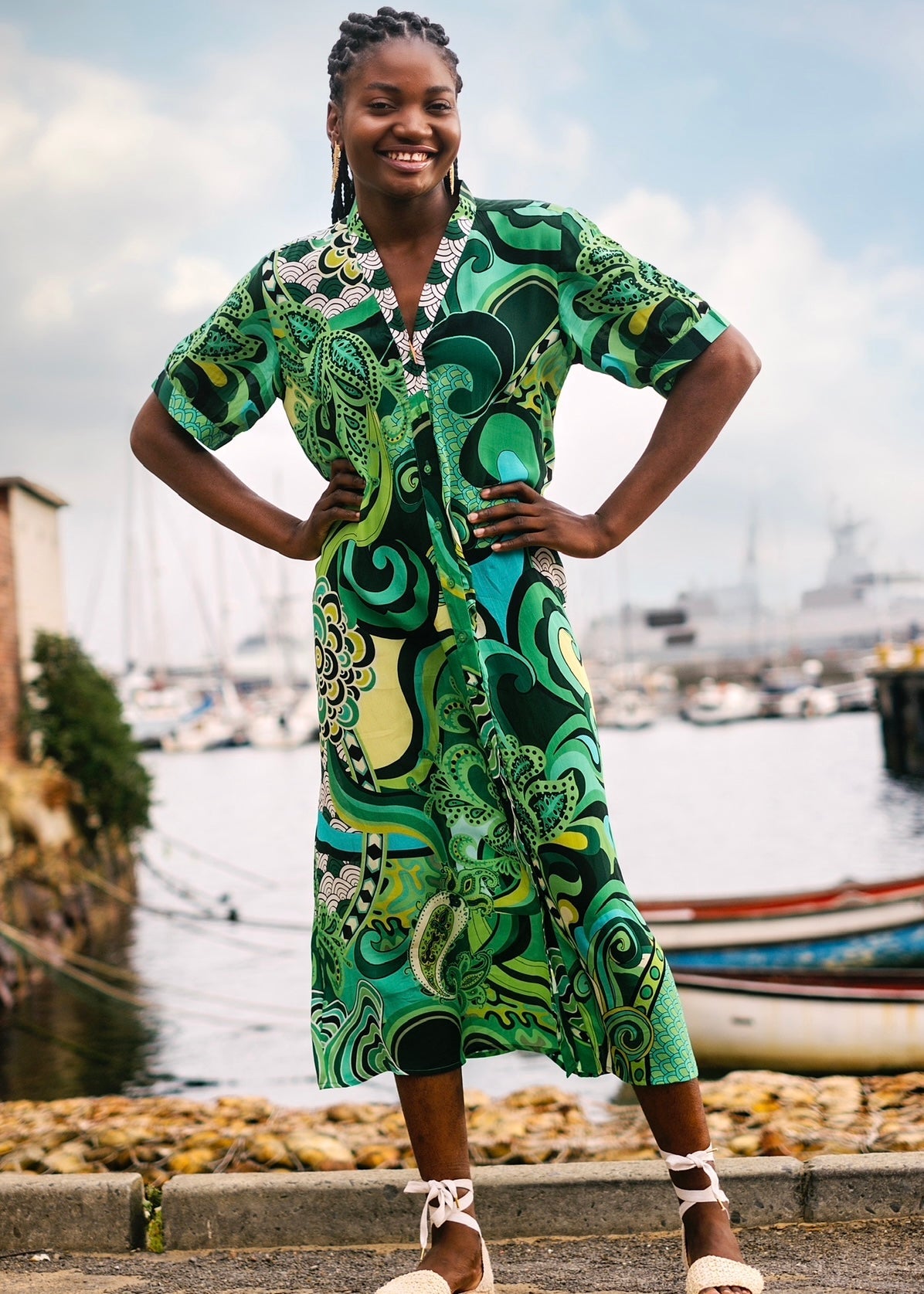 Maxine Dress With Bold Print In Black And Green - Tribute StoreICONIC