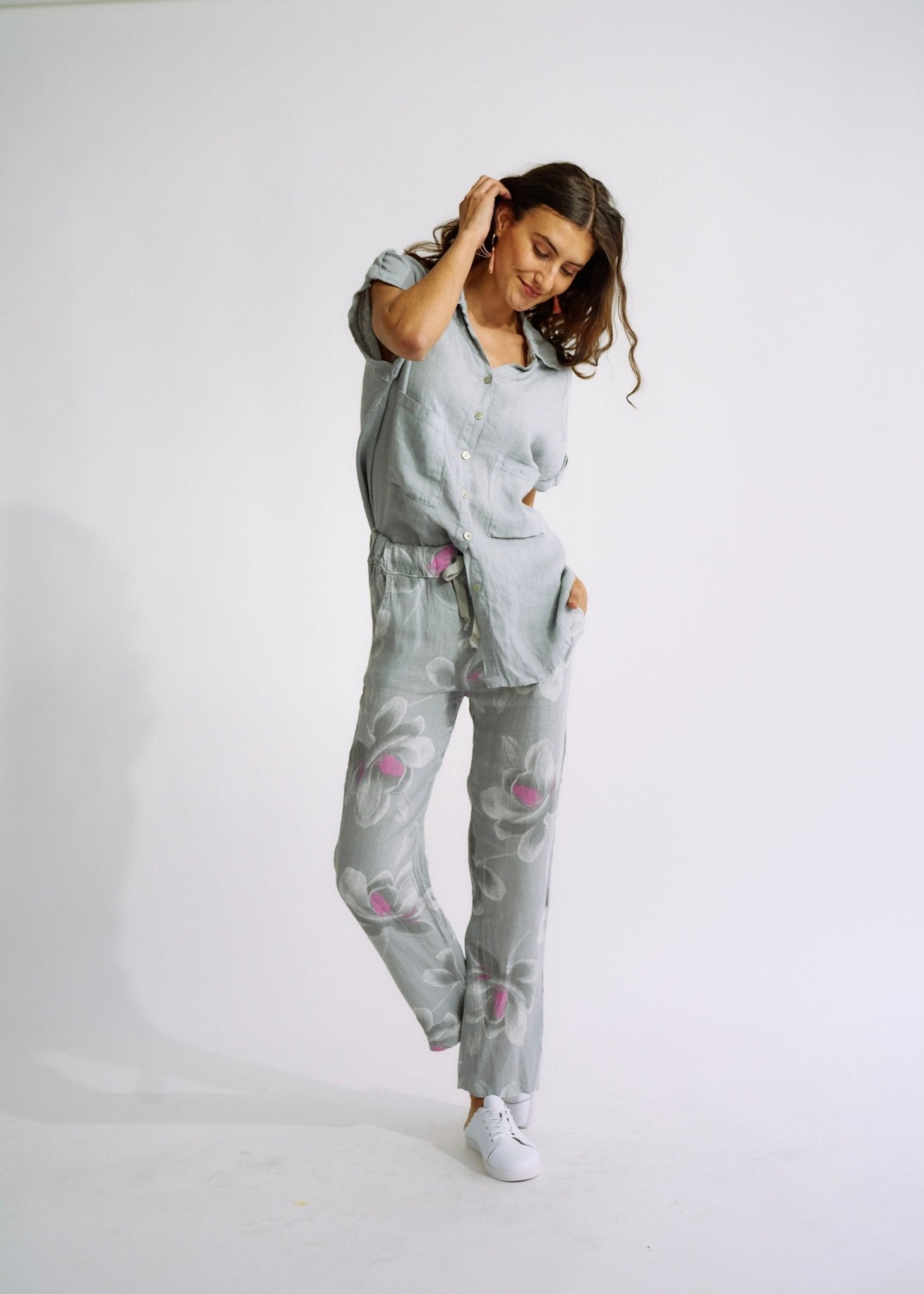 Pure Linen Italian Floral Printed Joggers in Pearl GreyBOTTOMS - Tribute Store