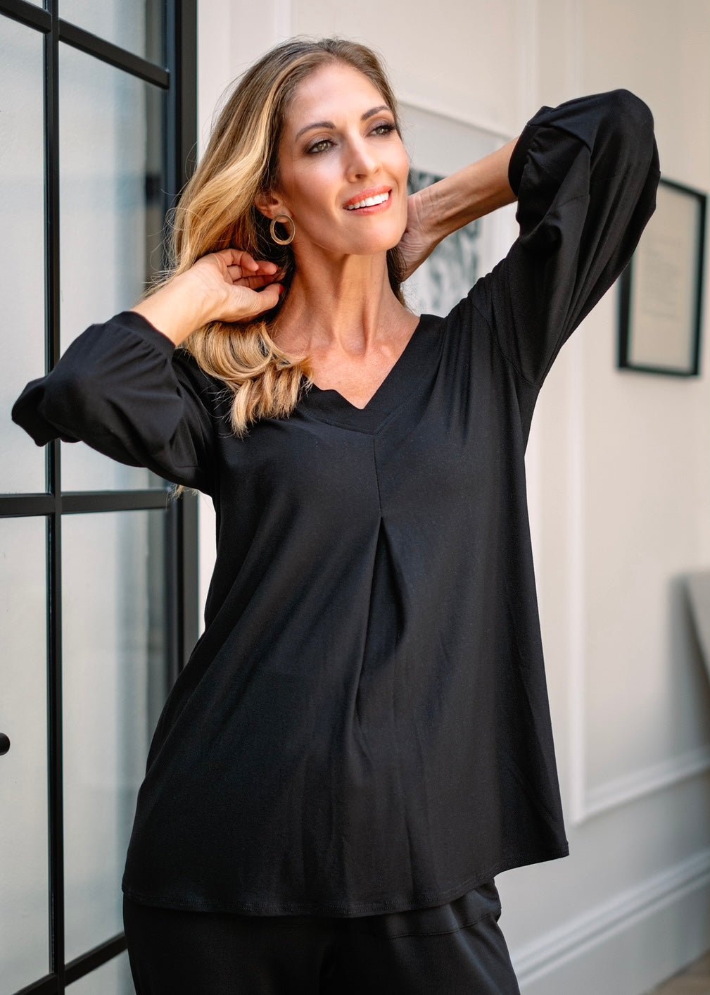 Amron Top In Black - Tribute StoreICONIC