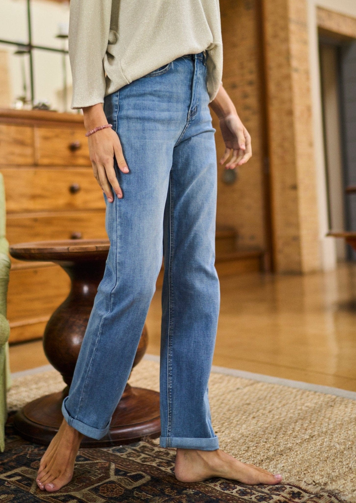 High-Waisted Straight Leg Relaxed Fit Jeans in Light Blue - Tribute StoreTRIBUTE