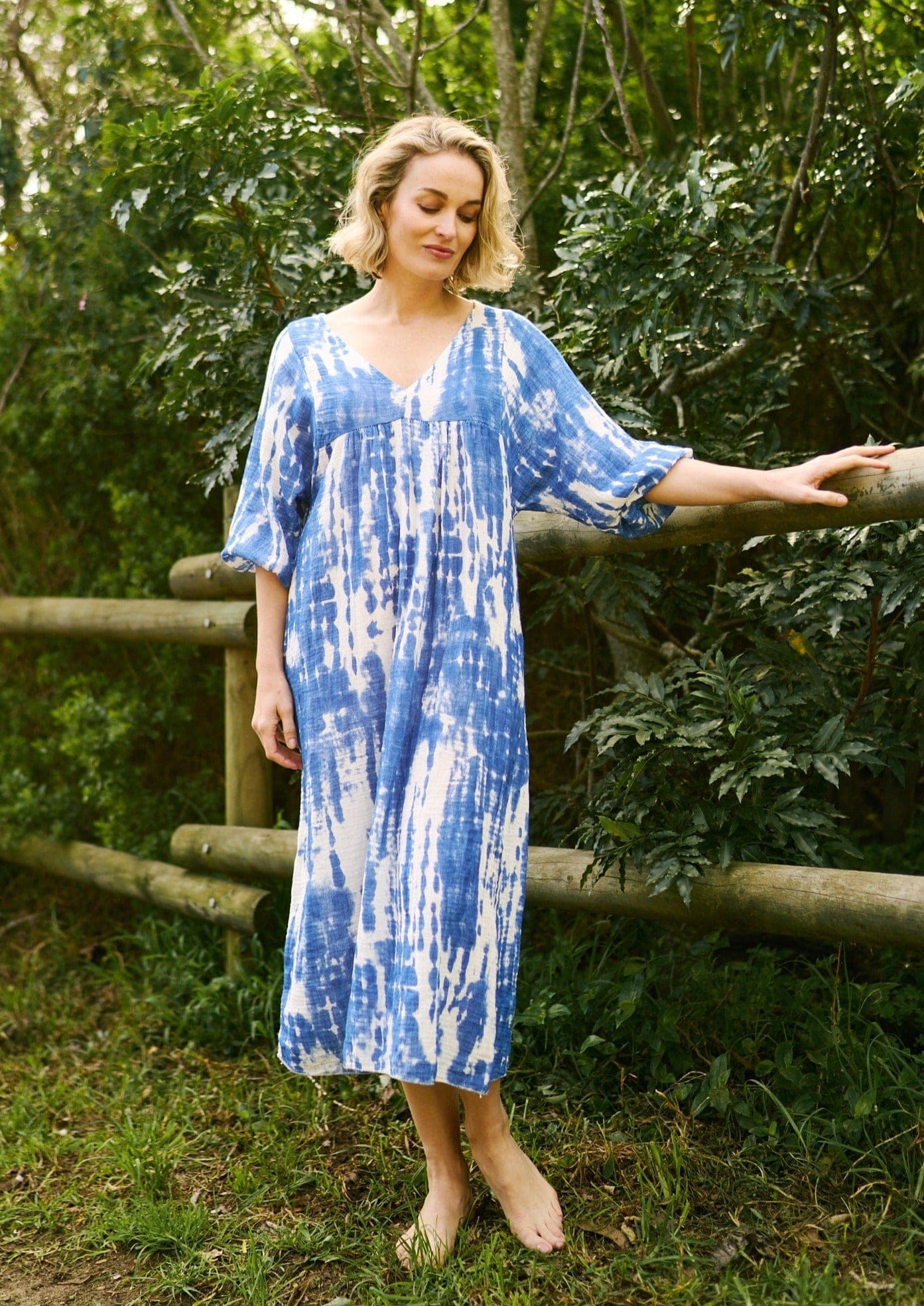 Italian Cotton Maxi Dress with Electric Blue Tie-Dye Print - Tribute StoreTRIBUTE
