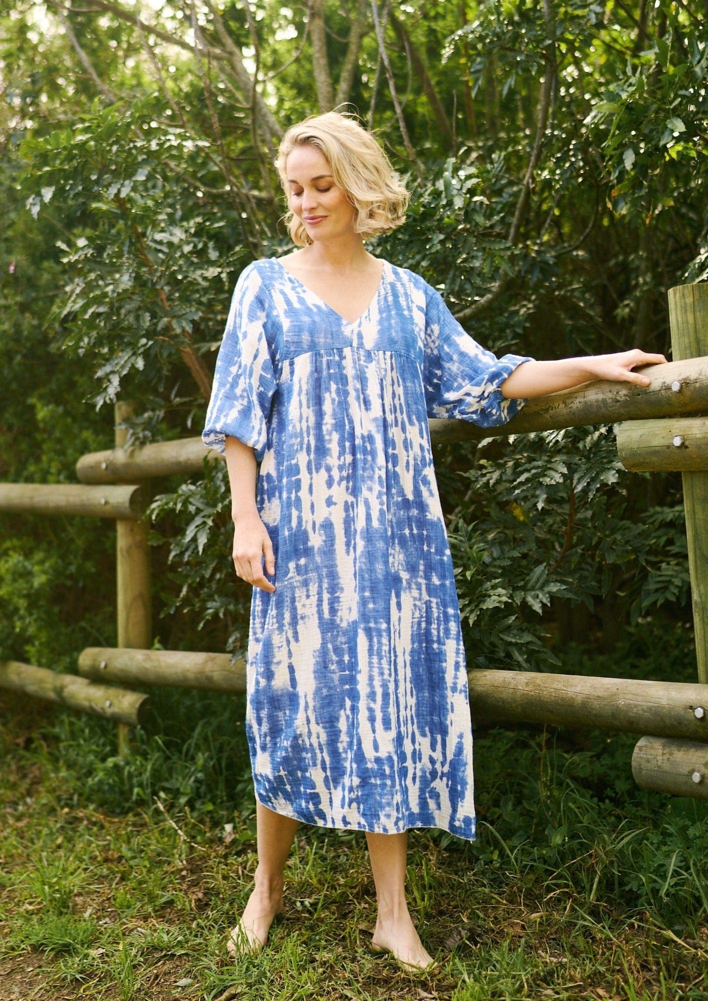 Italian Cotton Maxi Dress with Electric Blue Tie-Dye Print - Tribute StoreTRIBUTE